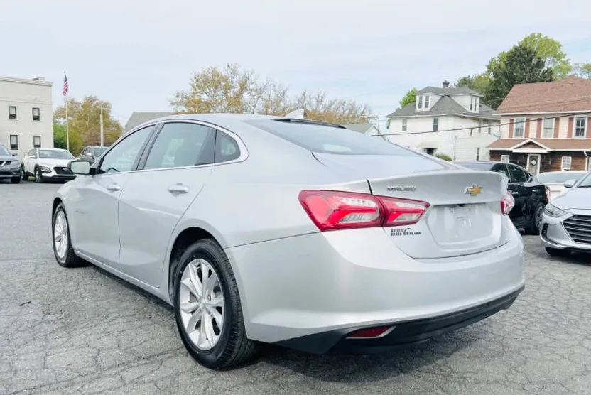 2020 Chevrolet Malibu 1LT photo 1