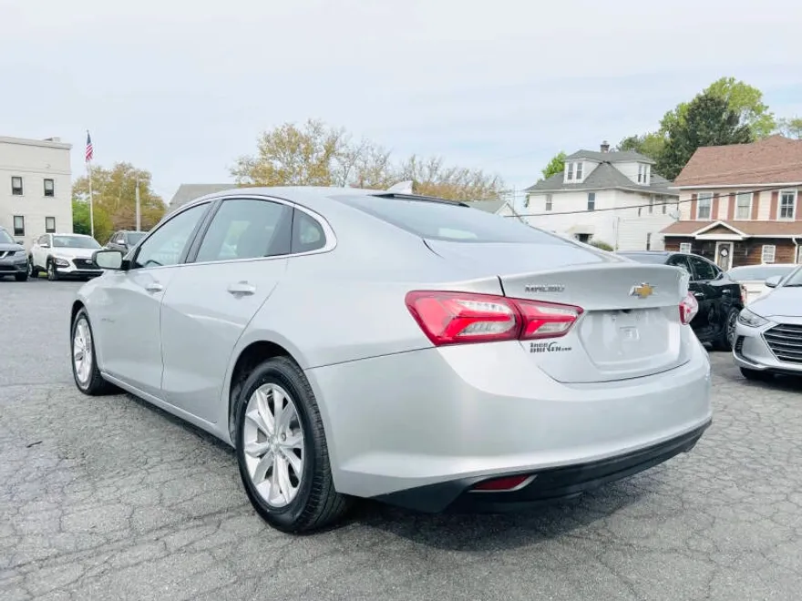 2020 Chevrolet Malibu 1LT photo 1