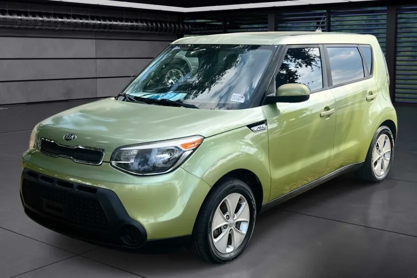 2016 Kia Soul Base photo 1