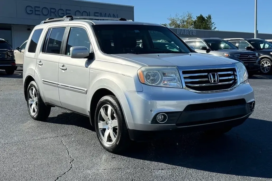2015 Honda Pilot Touring photo 1