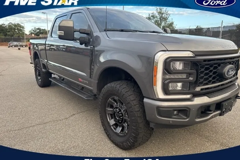 2023 Ford F-250 photo 1
