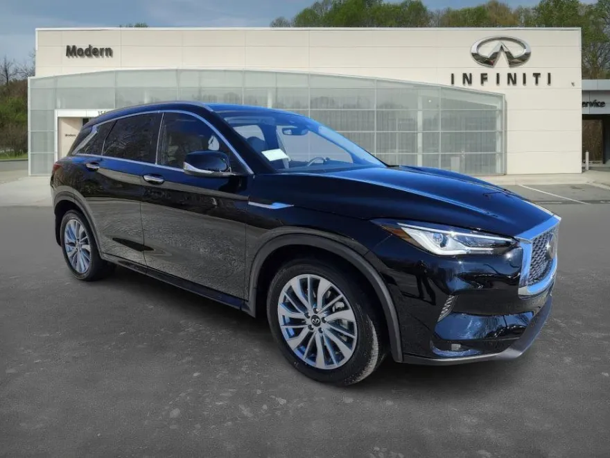 2025 Infiniti QX50 Luxe AWD photo 1
