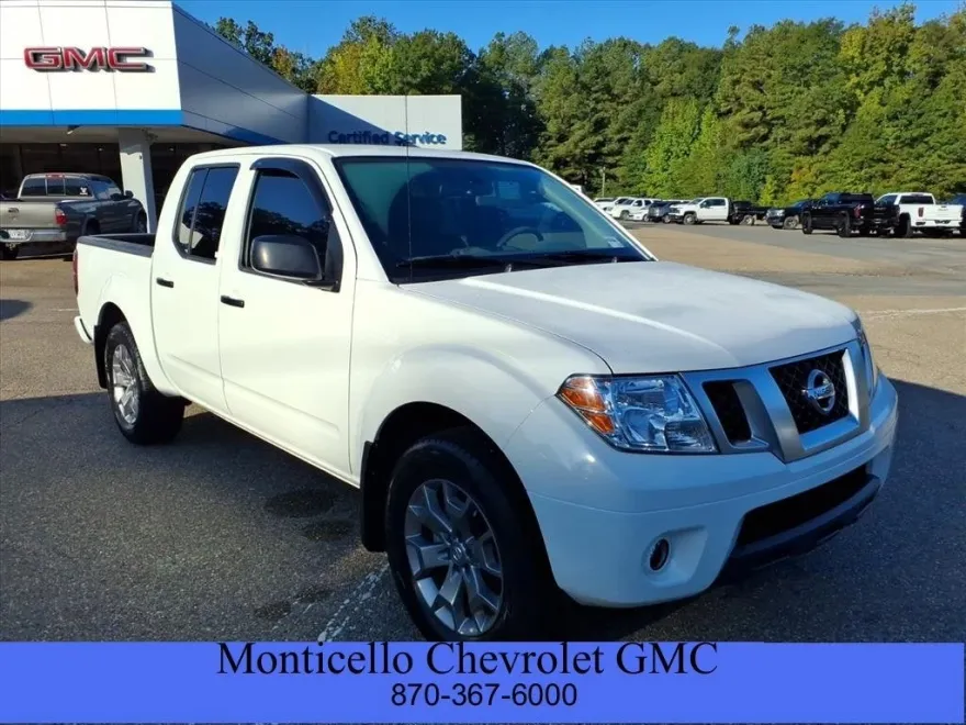 2020 Nissan Frontier SV photo 1