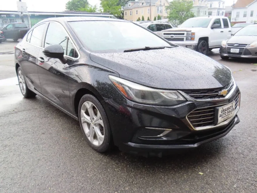 2016 Chevrolet Cruze Premier photo 1