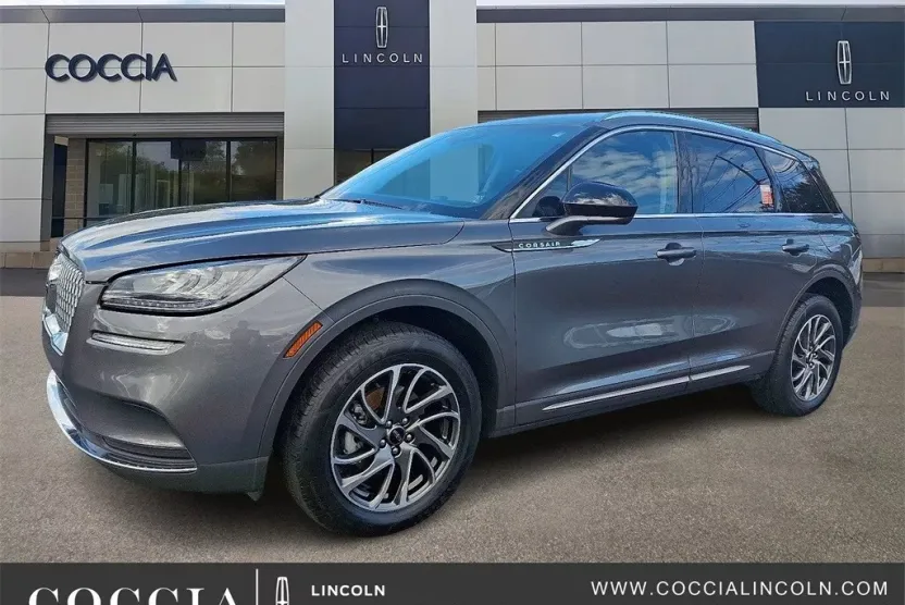 2022 Lincoln Corsair Standard photo 1