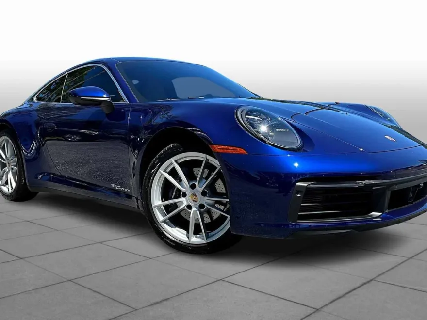 2024 Porsche 911 T 4 photo 1