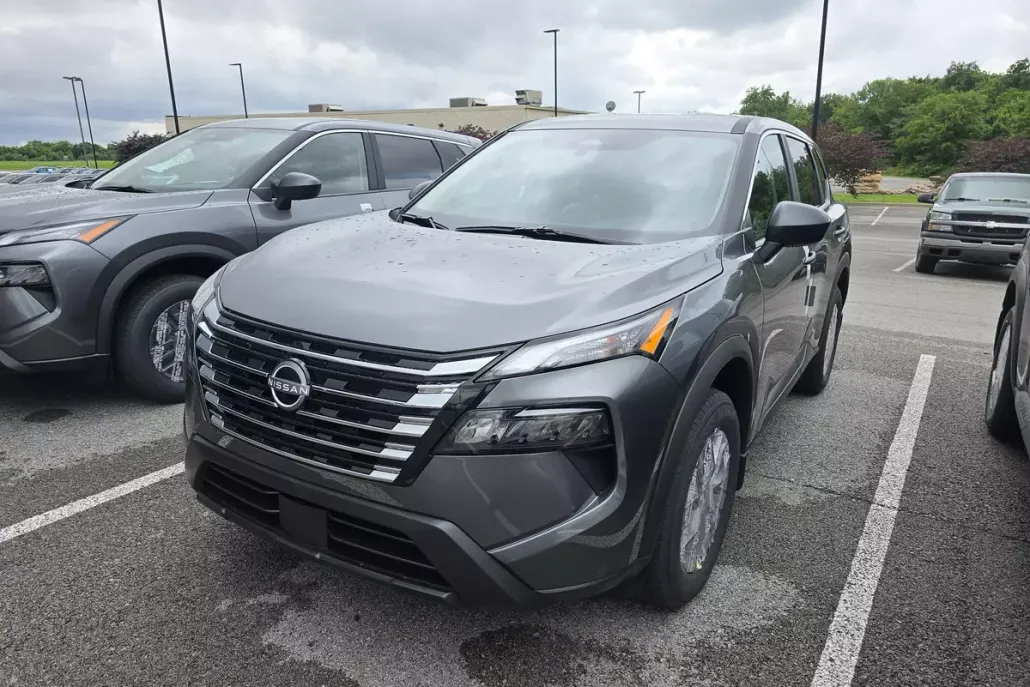 2025 Nissan Rogue S photo 1