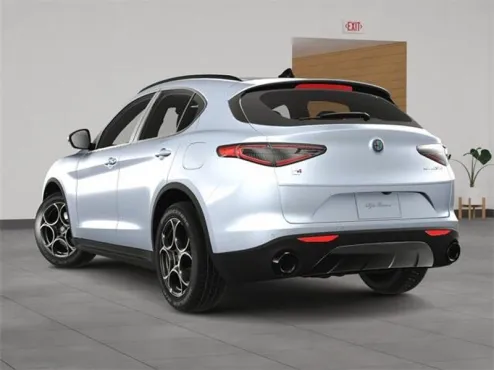 2025 Alfa Romeo Stelvio Sprint photo 4