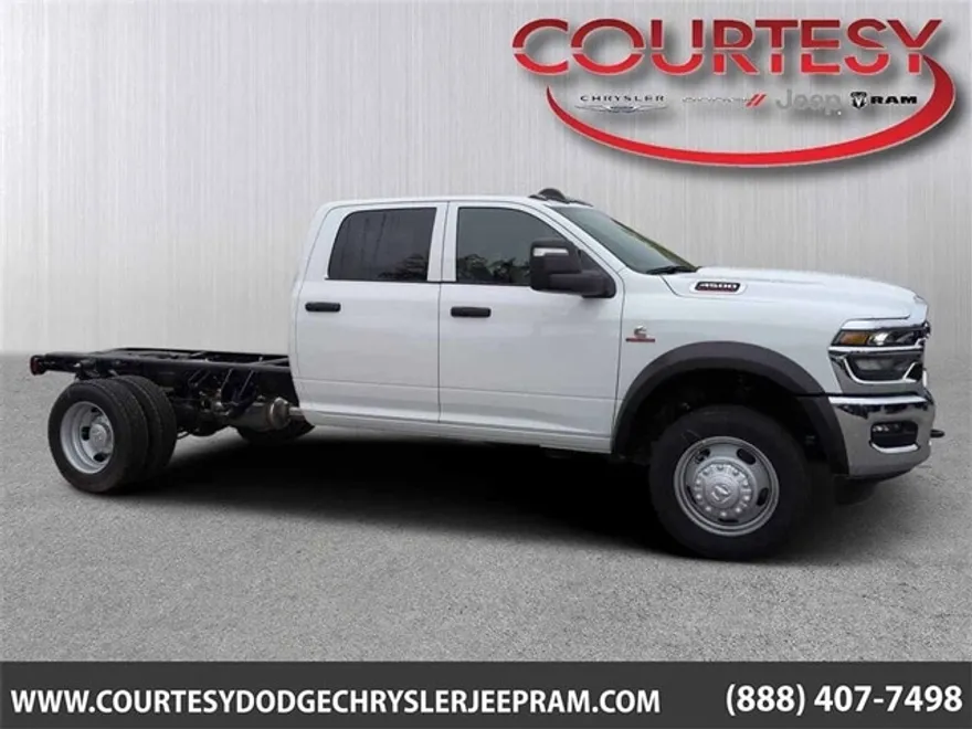 2026 Ram 4500 Tradesman photo 1