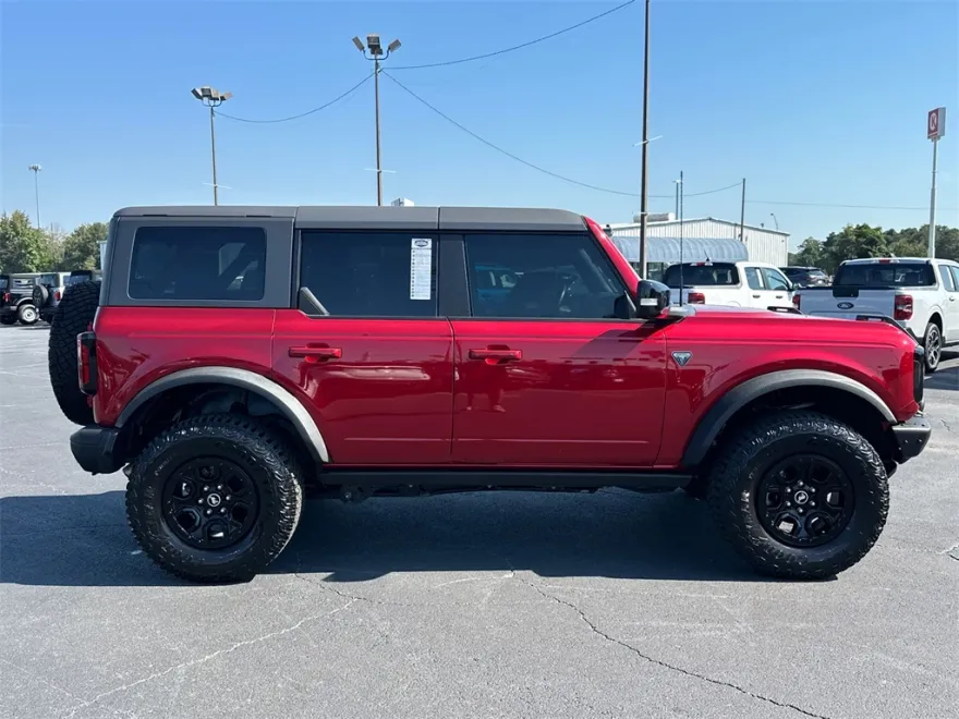 2021 Ford Bronco First Edition photo 1