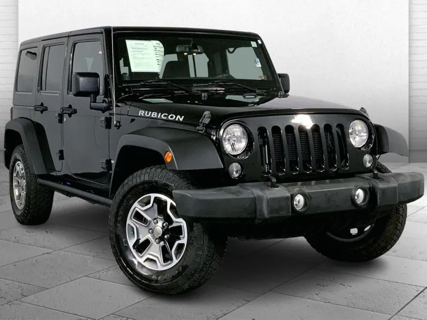 2014 Jeep Wrangler Unlimited Rubicon photo 1