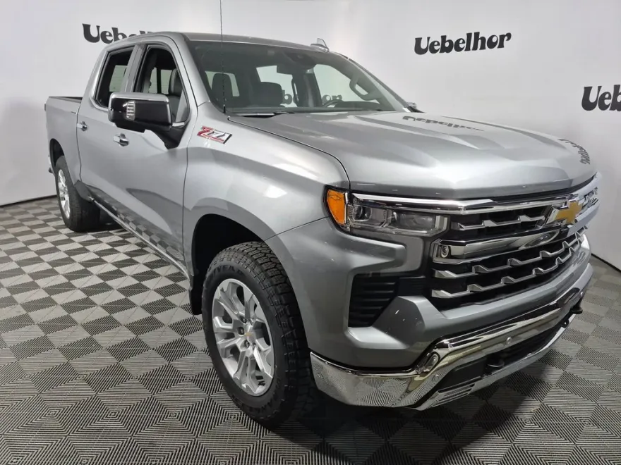 2026 Chevrolet Silverado 1500 LTZ photo 1