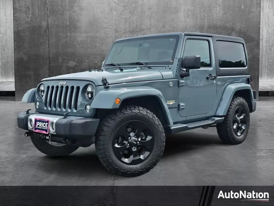 2015 Jeep Wrangler Sahara photo 1