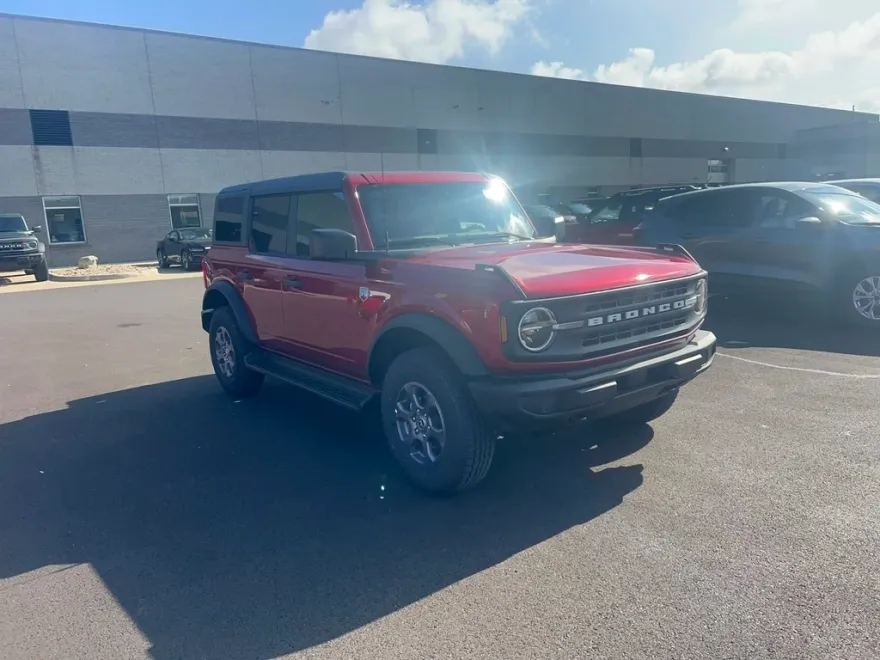 2025 Ford Bronco Big Bend photo 1