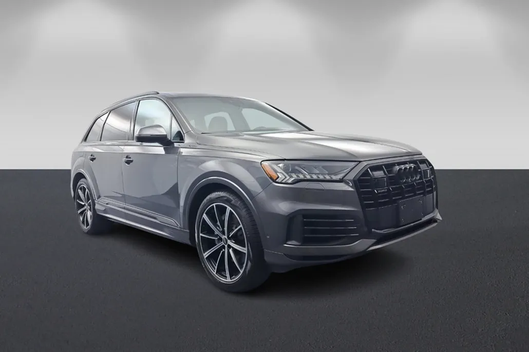 2021 Audi Q7 55 Prestige photo 1