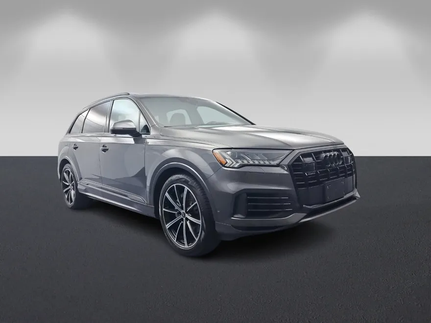 2021 Audi Q7 55 Prestige photo 1