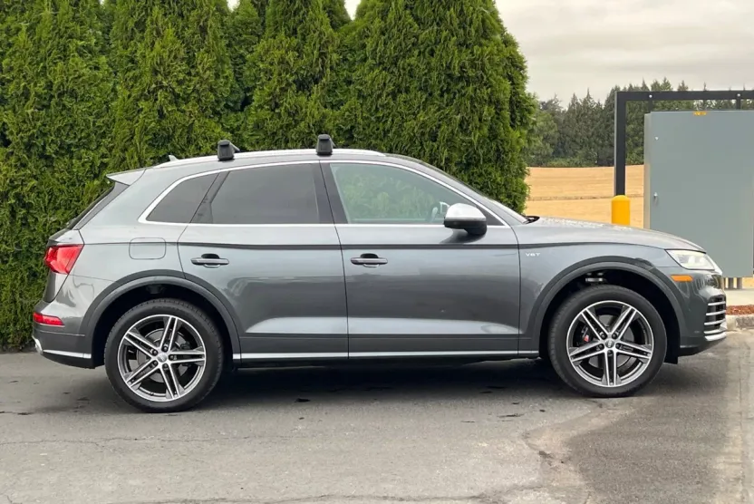 2018 Audi SQ5 Premium Plus photo 1