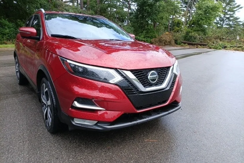 2020 Nissan Rogue Sport SL photo 1