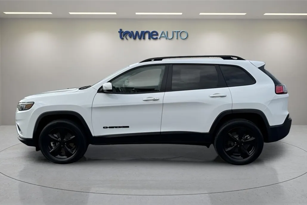2021 Jeep Cherokee Altitude photo 1