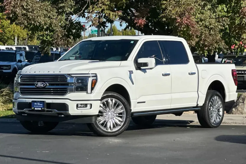 2024 Ford F-150 Platinum photo 1