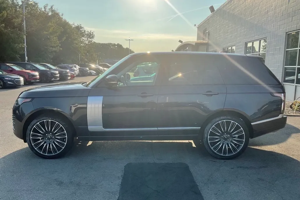 2021 Land Rover Range Rover HSE Westminster Edition photo 1