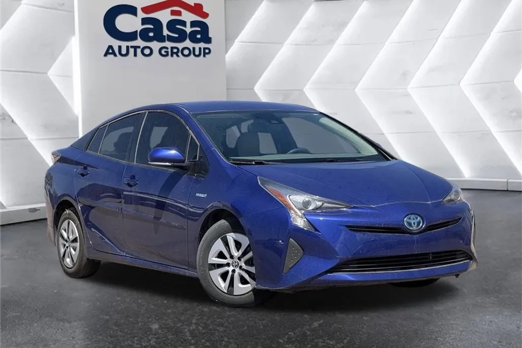 2017 Toyota Prius Two photo 1