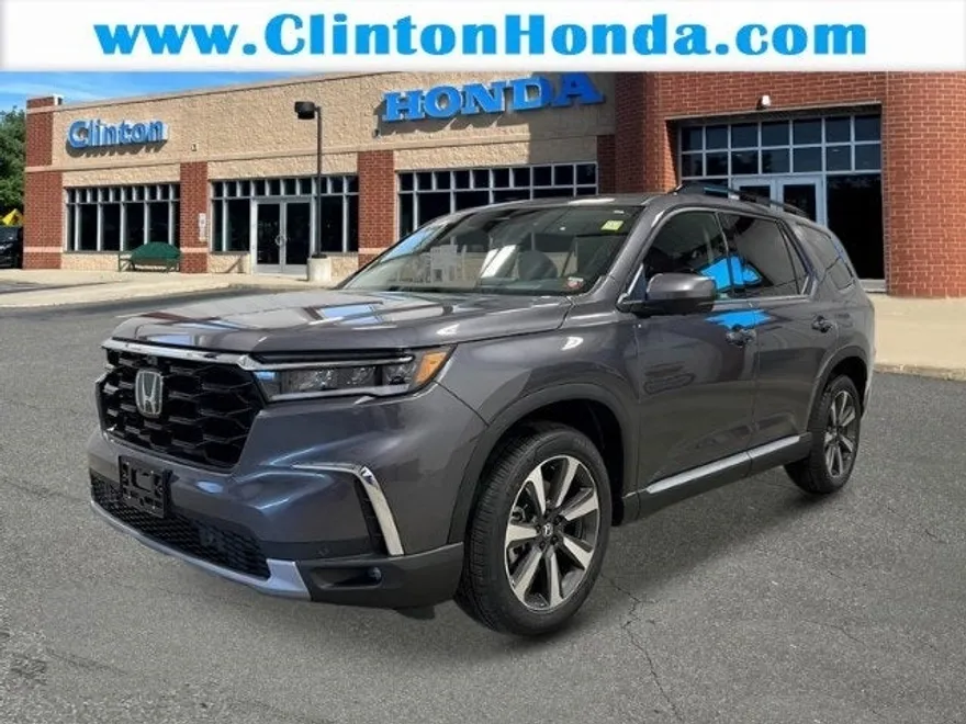 2025 Honda Pilot Elite photo 1