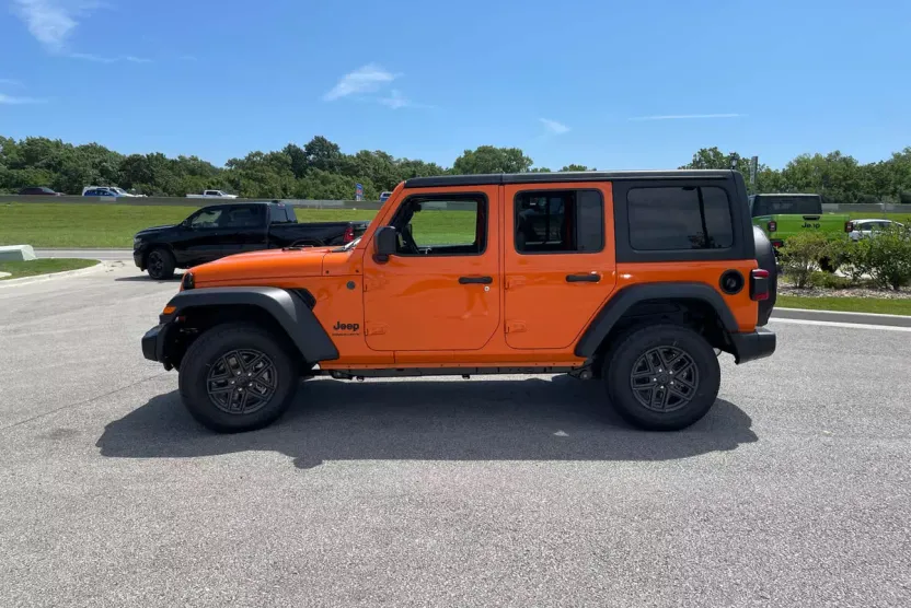 2025 Jeep Wrangler Sport S photo 1
