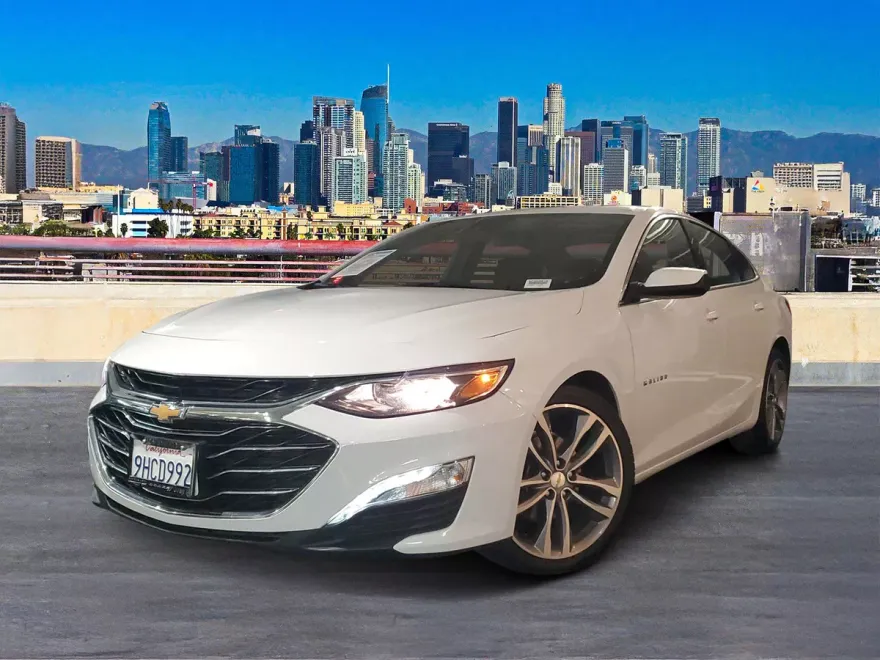 2023 Chevrolet Malibu 1LT photo 1