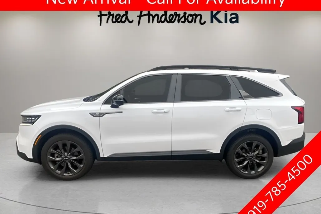 2022 Kia Sorento SX photo 1