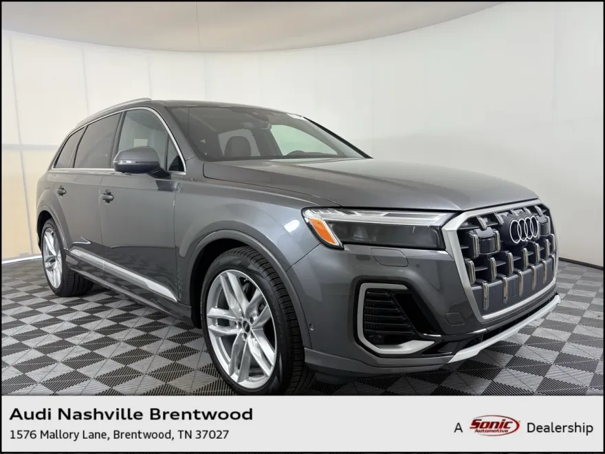 2025 Audi Q7 55 Premium Plus photo 1