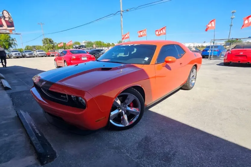 2009 Dodge Challenger SRT8 photo 1