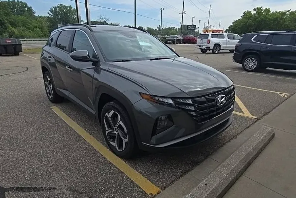 2022 Hyundai Tucson SEL Convenience photo 1