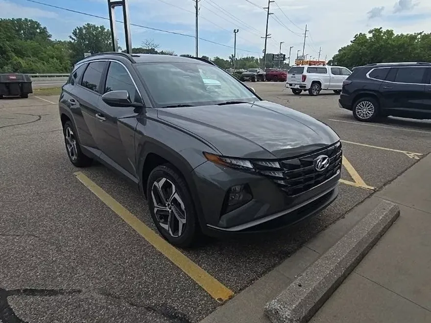 2022 Hyundai Tucson SEL Convenience photo 1