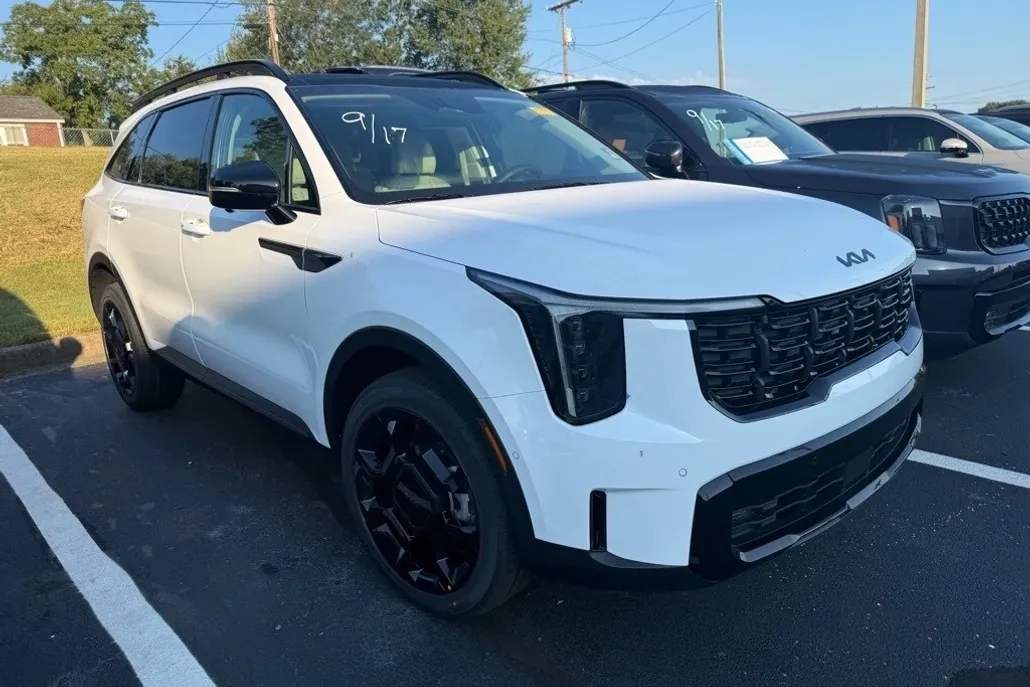 2026 Kia Sorento L photo 1