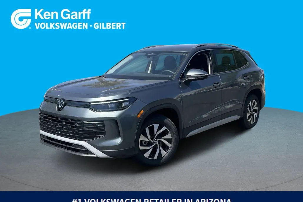 2025 Volkswagen Tiguan S photo 1