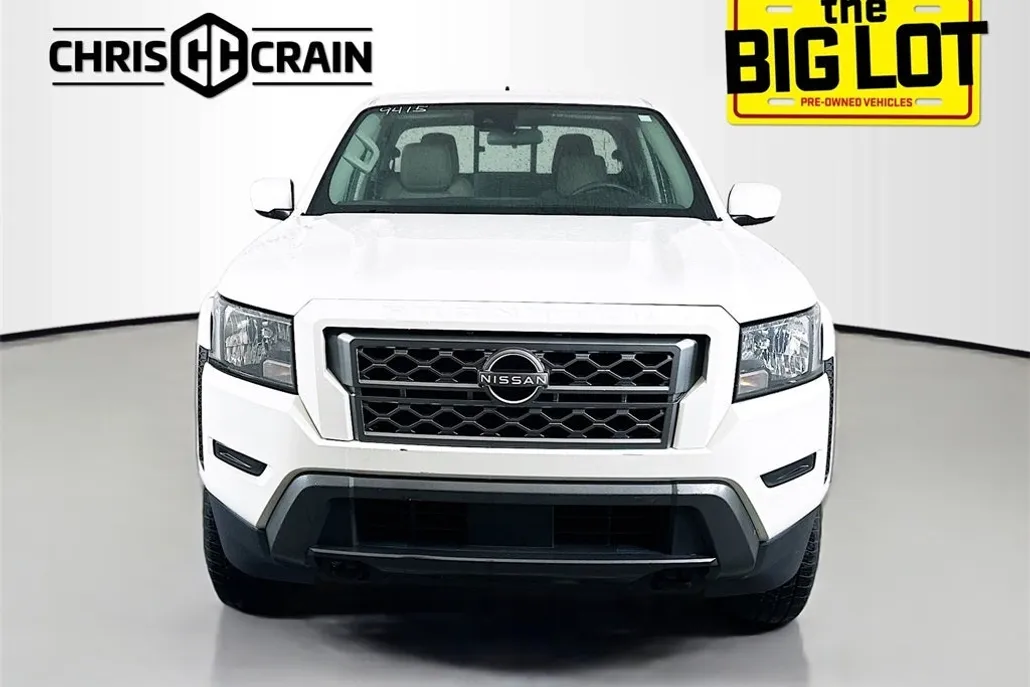2022 Nissan Frontier SV photo 1