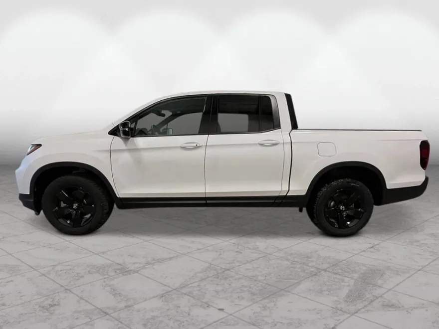 2026 Honda Ridgeline Black Edition photo 1