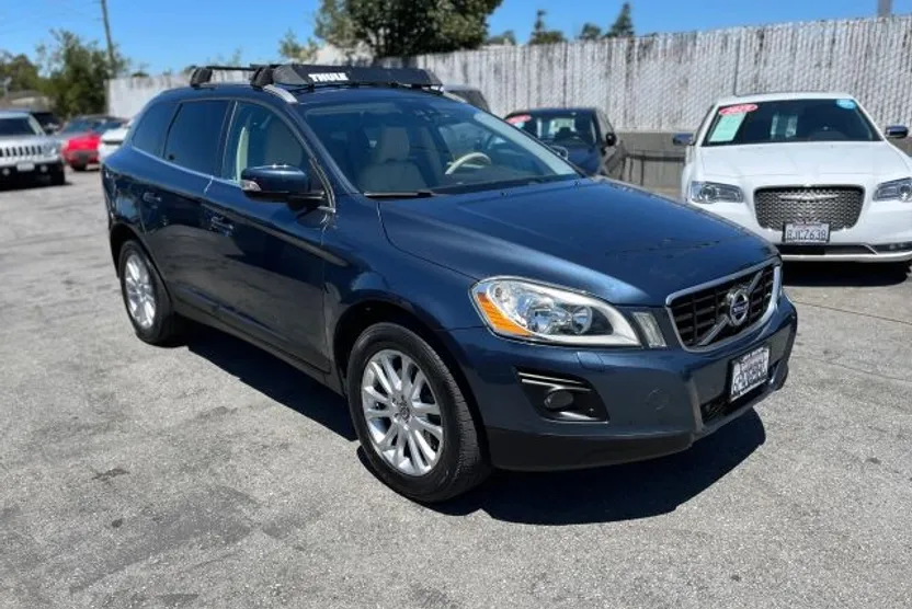2010 Volvo XC60 T6 photo 1