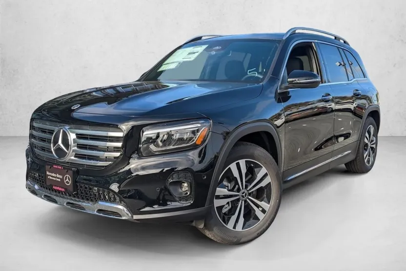 2025 Mercedes Benz GLB 250 photo 1