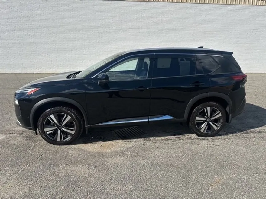 2021 Nissan Rogue Platinum photo 1