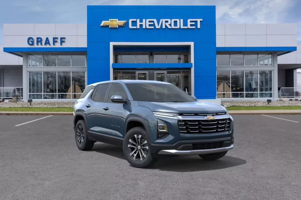 2026 Chevrolet Equinox LT photo 1