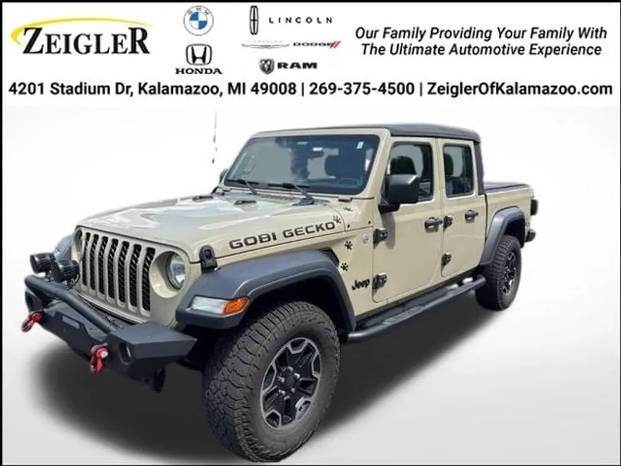 2020 Jeep Gladiator Sport photo 1