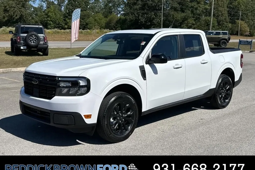 2024 Ford Maverick Lariat photo 1