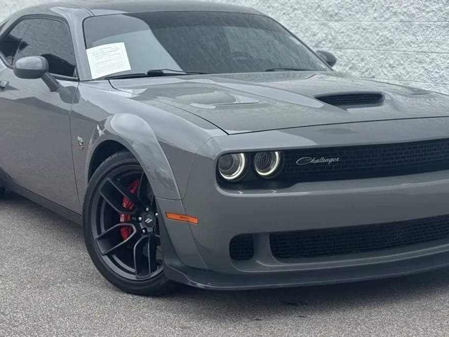 2019 Dodge Challenger R/T Scat Pack Widebody photo 1