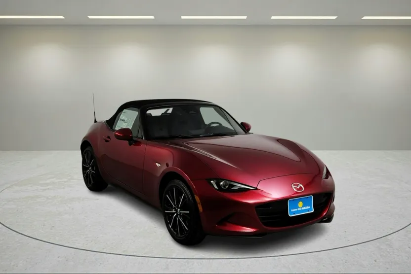 2025 Mazda MX-5 Miata Miata Grand Touring photo 1