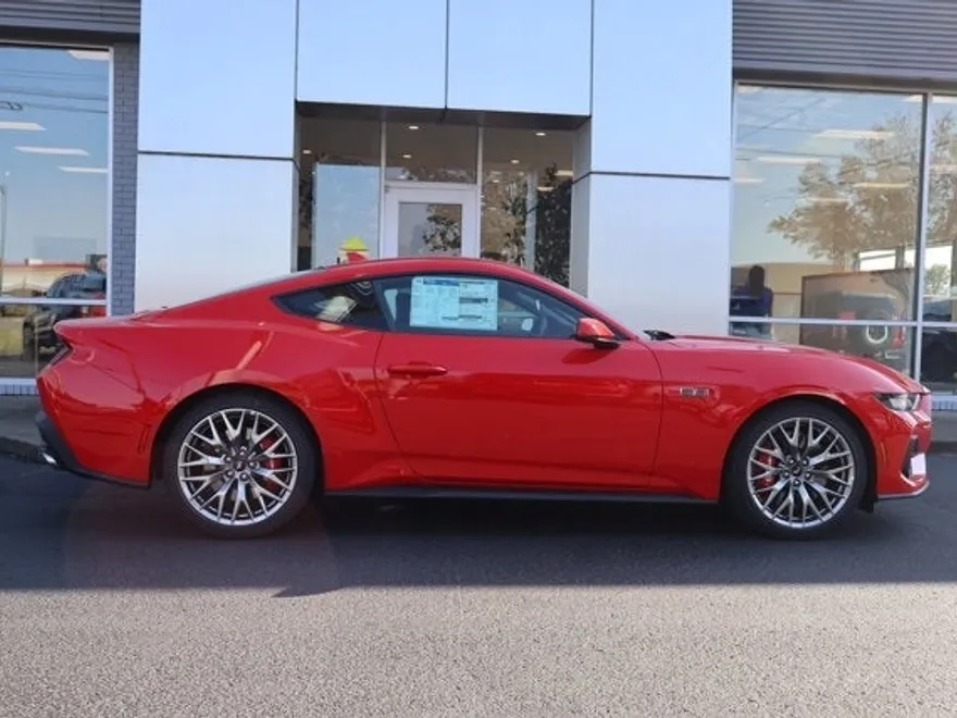 2024 Ford Mustang GT Premium photo 2