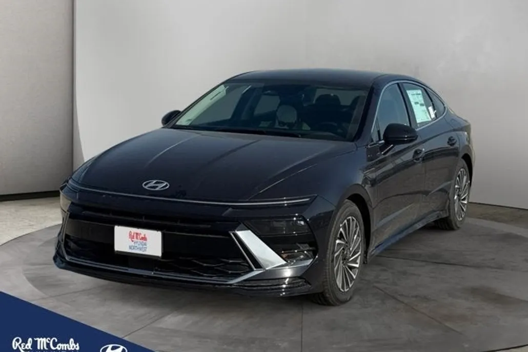 2025 Hyundai Sonata Hybrid SEL photo 1