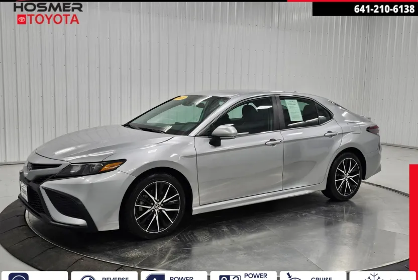 2023 Toyota Camry SE photo 1