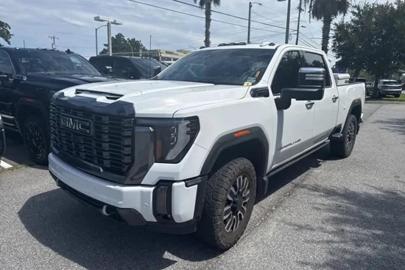 2024 Gmc Sierra 2500 HD Denali Ultimate photo 1